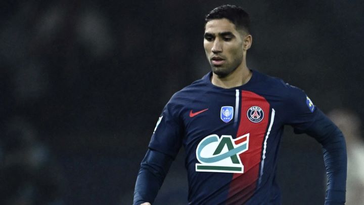 หวั่นซ้ำรอยเป้! PSG ตั้งโต๊ะถกสัญญาใหม่ ‘ฮาคิมี่’