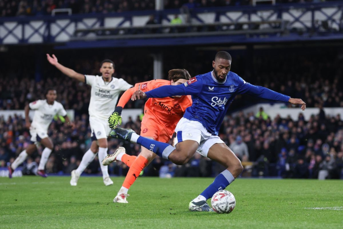 ‘เบนส์’ คุม ‘ท๊อฟฟี่’ อัดลีกวัน 2-0 เข้ารอบเอฟเอ