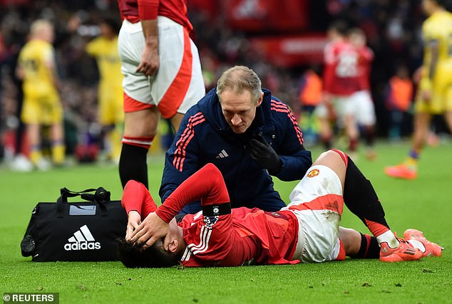 หายไวๆ…ผีเฟิร์ม ‘มาร์ติเนซ’ เจ็บ ACL