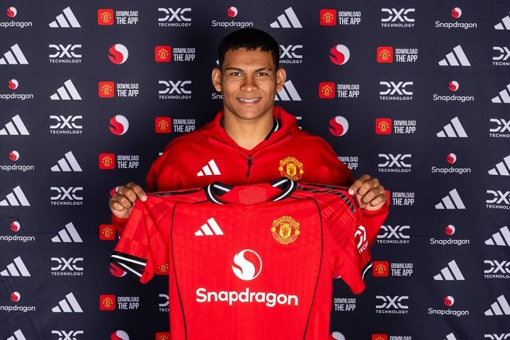 รอชมฝีเท้า! ‘เลออน’ ชูเสื้อเปิดตัวเป็นแข้งใหม่ผี